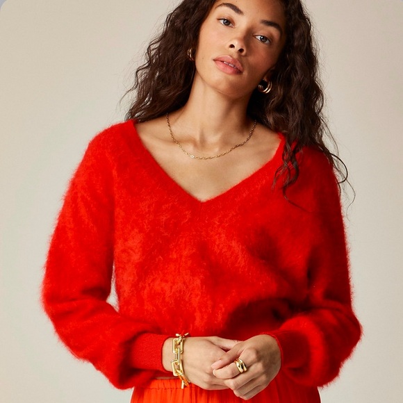 J.CREW Brushed Cashmere Cropped V-Neck Sweater - Picture 1 of 2